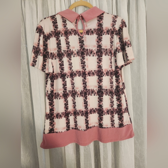 NWT Zero 2 Eight Pink Checkered Women's Blouse, Size L - Picture 4 of 7